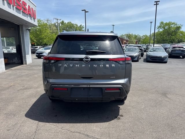 Used 2025 Nissan Pathfinder SV AWD/4WD image 3