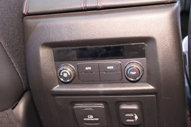 Used 2023 Chevrolet Traverse RS image 15