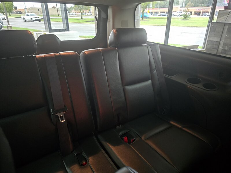 Used 2012 Chevrolet Suburban LTZ AWD/4WD image 20