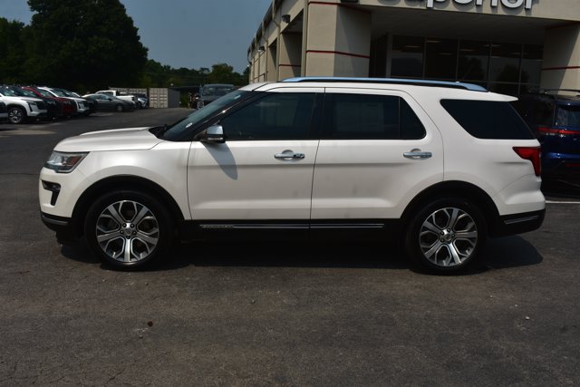 Used 2019 Ford Explorer Limited w/ Limited Luxury Package FWD image 10