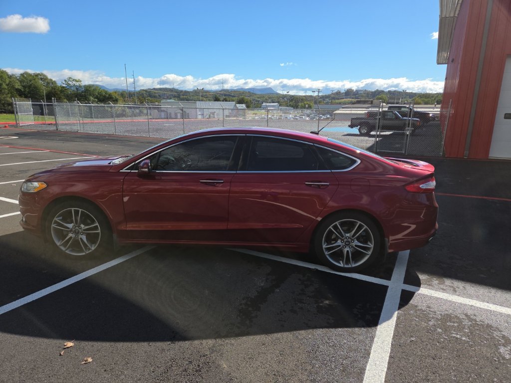 Used 2015 Ford Fusion Titanium FWD image 10