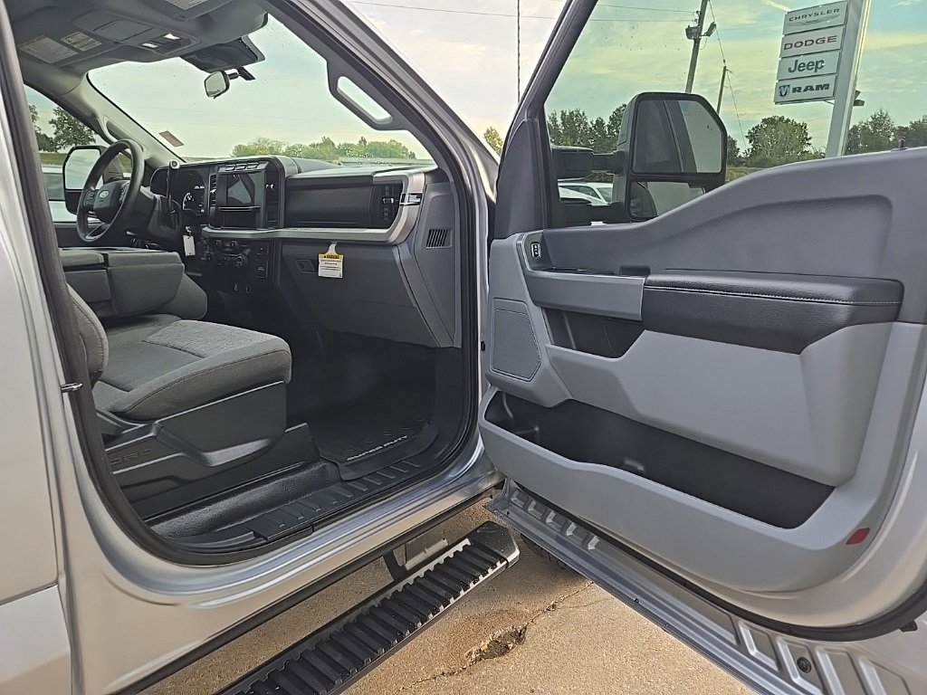 Used 2024 Ford F350 XLT w/ 360-Degree Camera Package image 81
