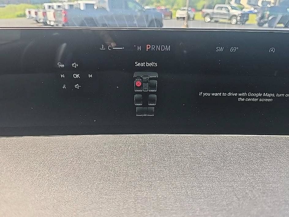 Used 2025 Ford Expedition Active AWD/4WD image 18