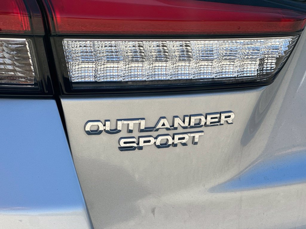 Used 2024 Mitsubishi Outlander Sport LE AWD/4WD image 4