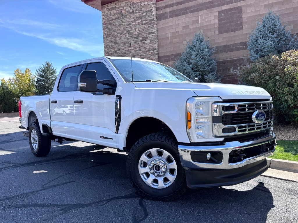 Used 2024 Ford F250 XLT w/ FX4 Off-Road Package AWD/4WD image 2