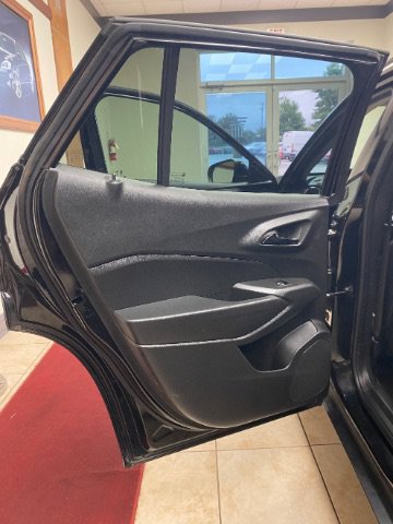 Used 2025 Chevrolet Trax ACTIV w/ Driver Confidence Package FWD image 10
