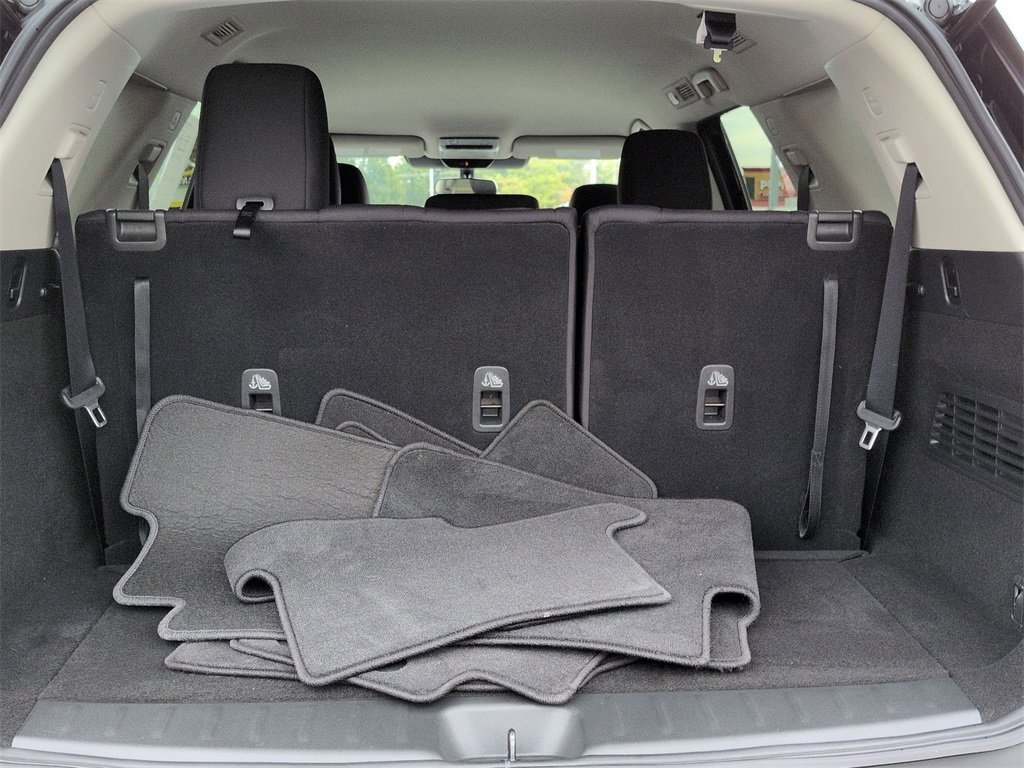 Used 2022 Nissan Pathfinder SV image 17