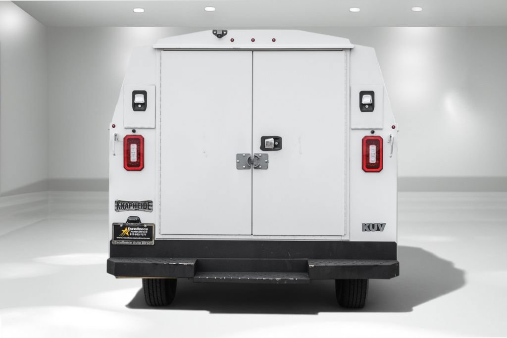 Used 2021 Chevrolet Express 3500 w/ Power Convenience Package RWD image 7