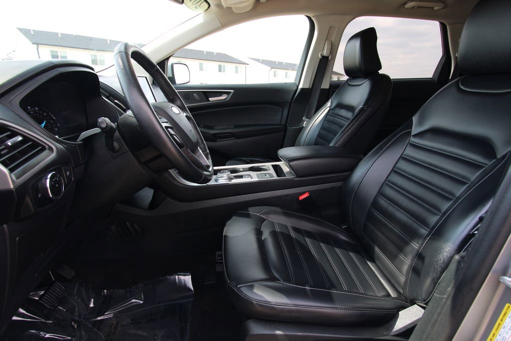 Used 2024 Ford Edge SEL image 6
