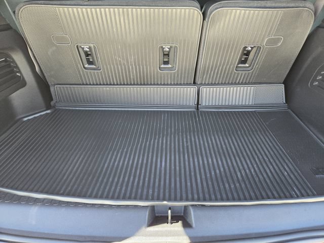 Used 2025 Buick Enclave Avenir w/ Super Cruise Package AWD/4WD image 33