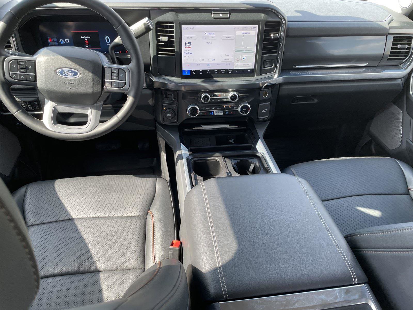 Used 2025 Ford F250 Lariat w/ Chrome Package image 25