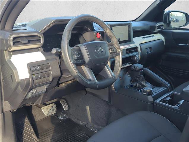 Used 2024 Toyota Tacoma TRD Sport image 9