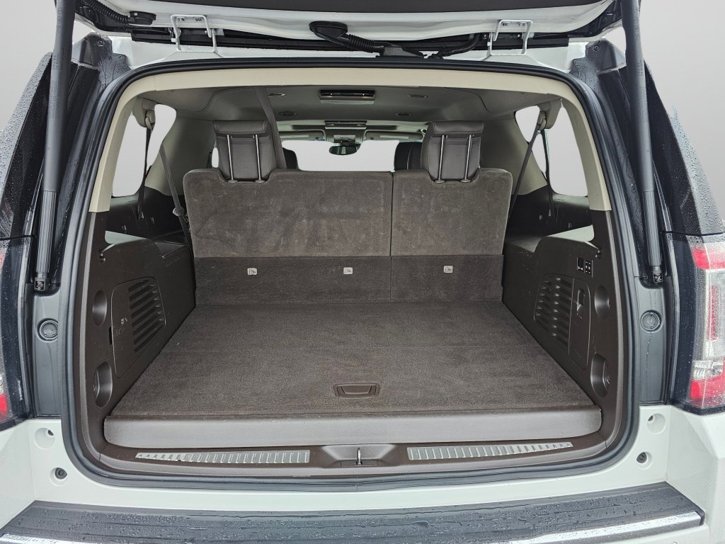 Used 2016 GMC Yukon XL Denali w/ Open Road Package image 17