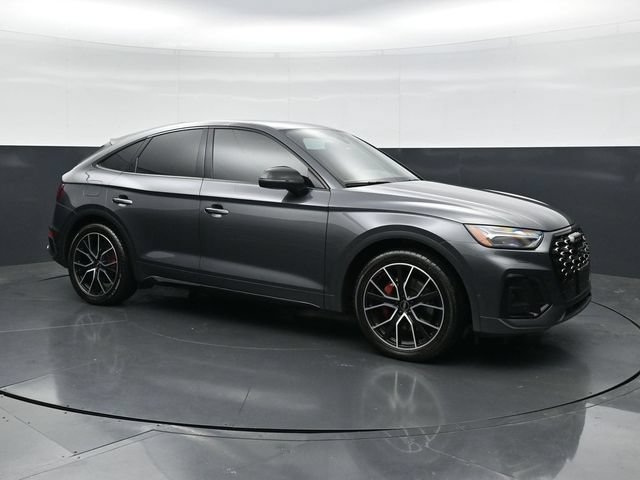 Used 2023 Audi SQ5 Prestige w/ Prestige Package AWD/4WD image 3