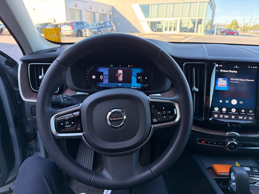 Used 2024 Volvo XC60 B5 Plus w/ Protection Package Premier AWD/4WD image 12
