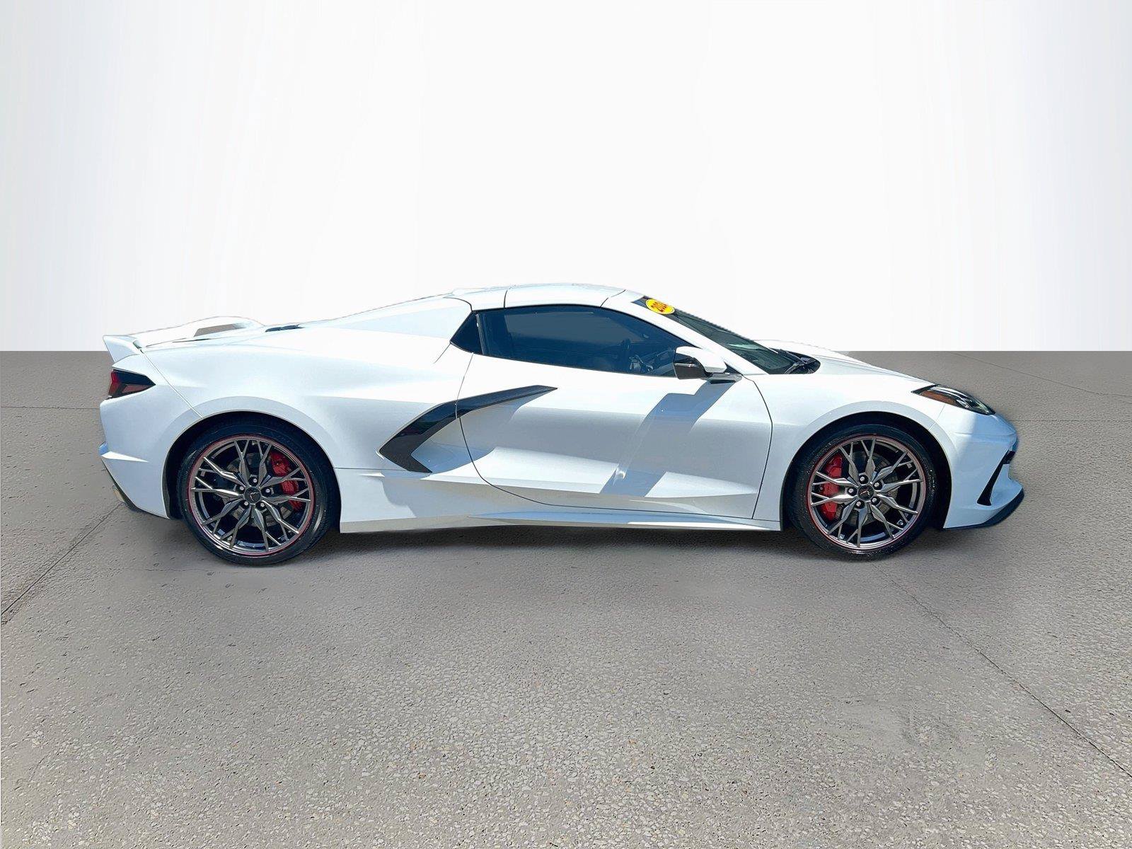 Used 2024 Chevrolet Corvette Stingray Preferred Conv w/ Z51 Performance Package RWD image 3