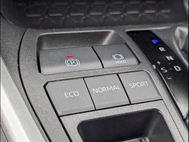 Used 2024 Toyota RAV4 XLE image 22