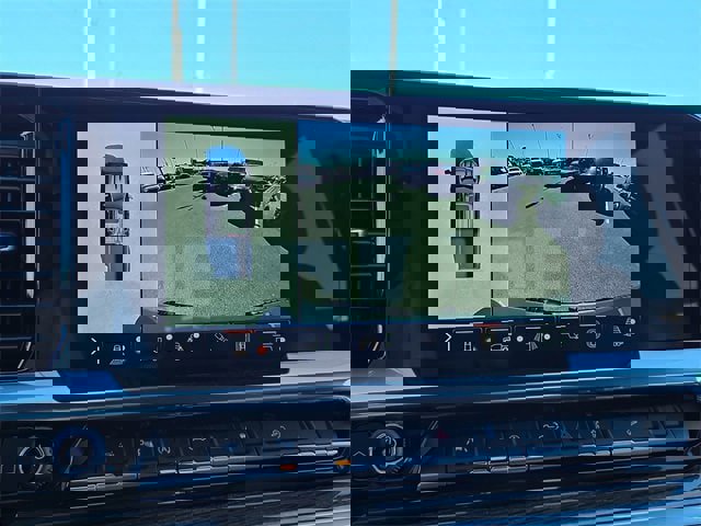 New 2026 Chevrolet Silverado 1500 LT Trail Boss w/ Safety Package image 22