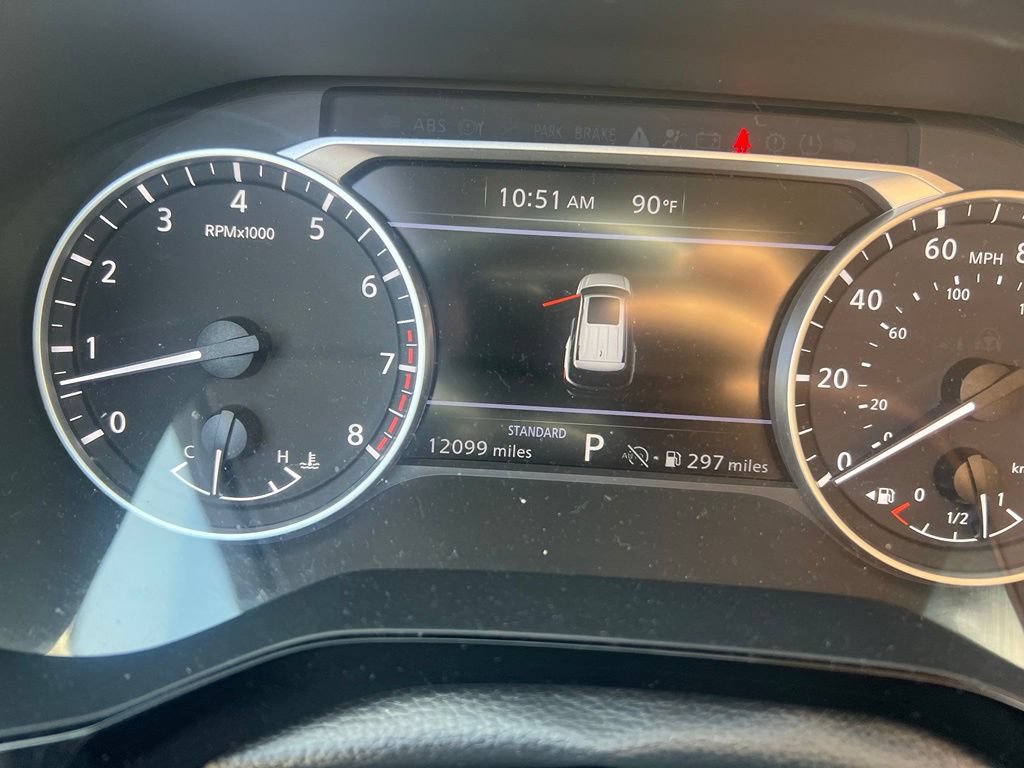 Certified 2025 Nissan Pathfinder SV w/ SV Premium Package FWD image 11