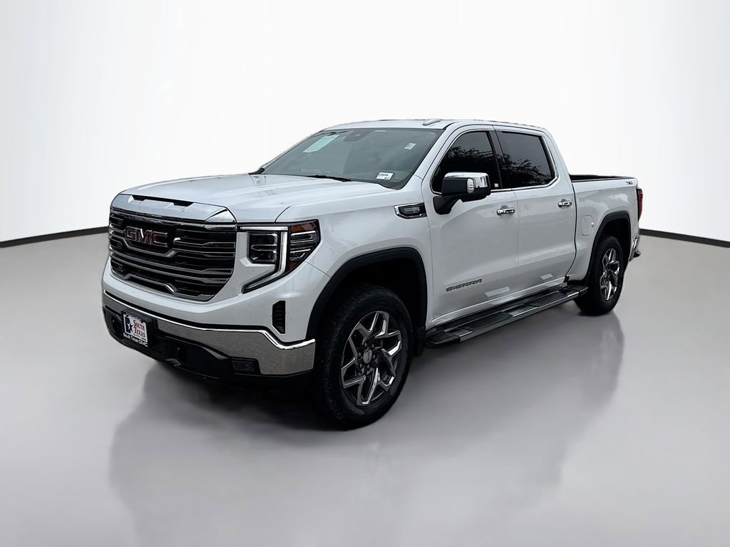Used 2023 GMC Sierra 1500 SLT AWD/4WD image 3