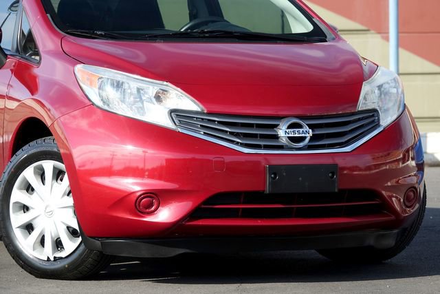 Used 2015 Nissan Versa Note SV image 2