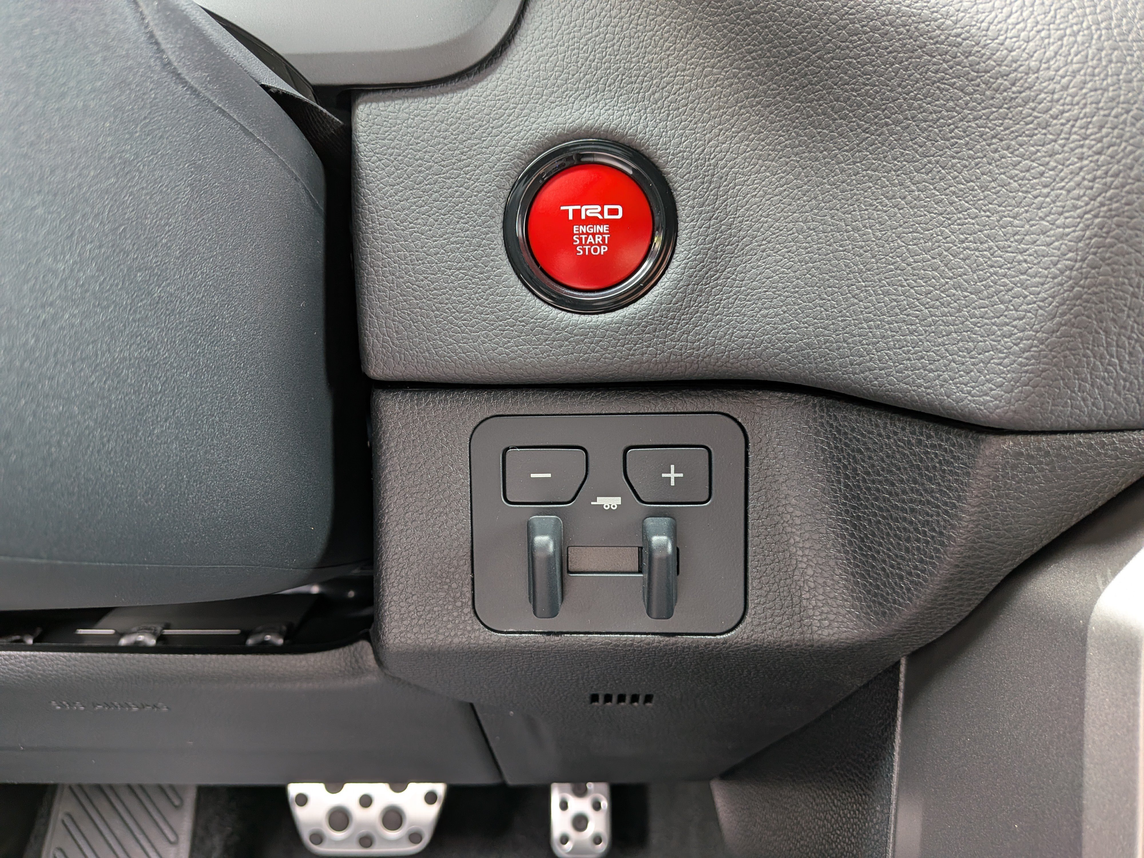 New 2026 Toyota Tundra Limited AWD/4WD image 20