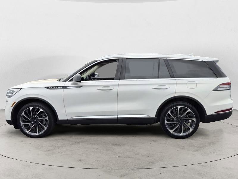 Used 2020 Lincoln Aviator Reserve w/ Equipment Group 202A image 6