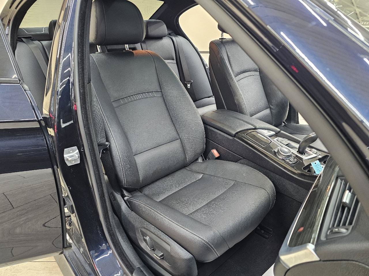 Used 2014 BMW 528i Sedan RWD image 20