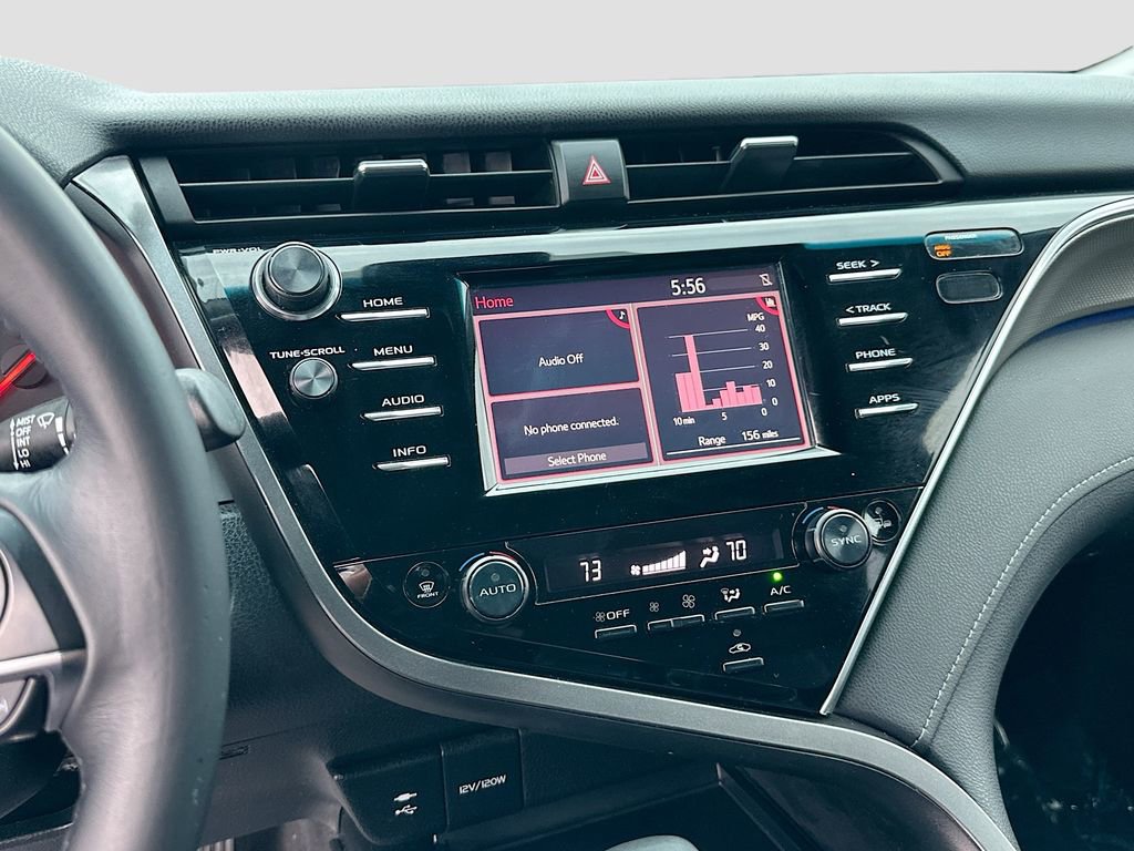 Used 2018 Toyota Camry XSE image 14