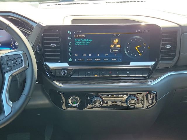 Used 2024 Chevrolet Silverado 1500 LT AWD/4WD image 15