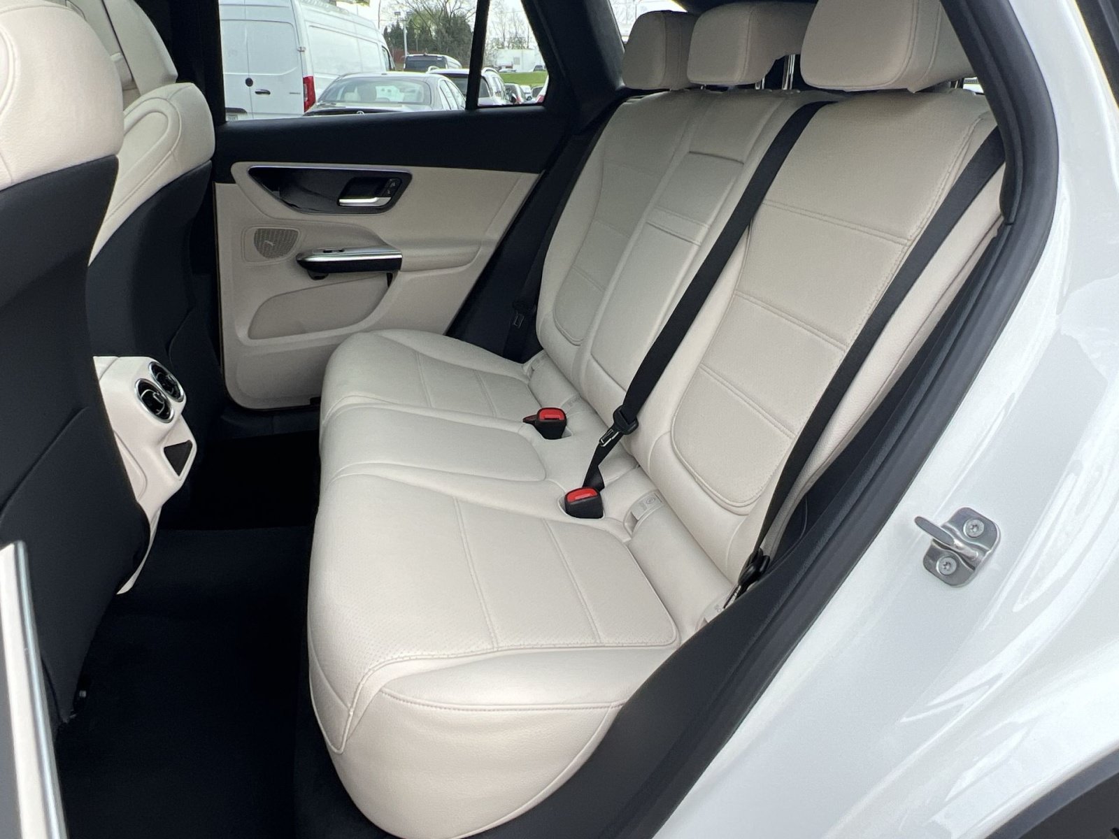 New 2026 Mercedes-Benz GLC 300 4MATIC image 25
