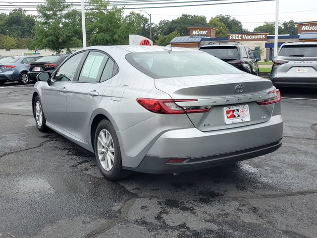 Used 2026 Toyota Camry LE w/ Convenience Package FWD image 3