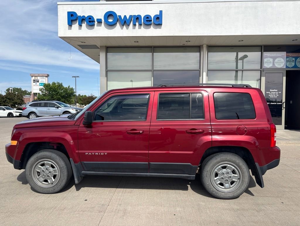 Used 2014 Jeep Patriot Sport w/ Power Value Group FWD image 8