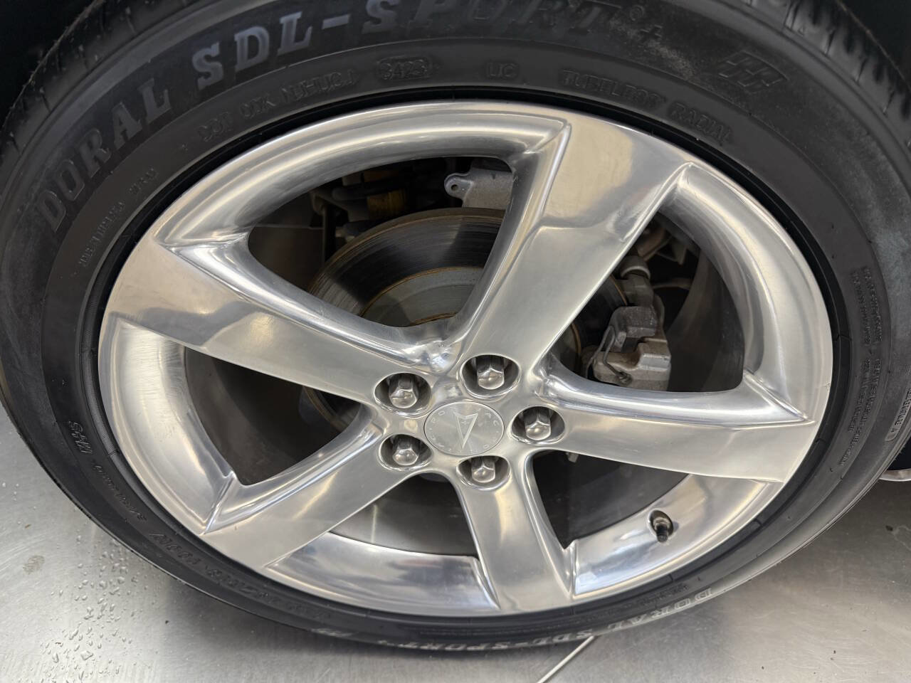 Used 2008 Pontiac Solstice Convertible w/ Premium Package image 24