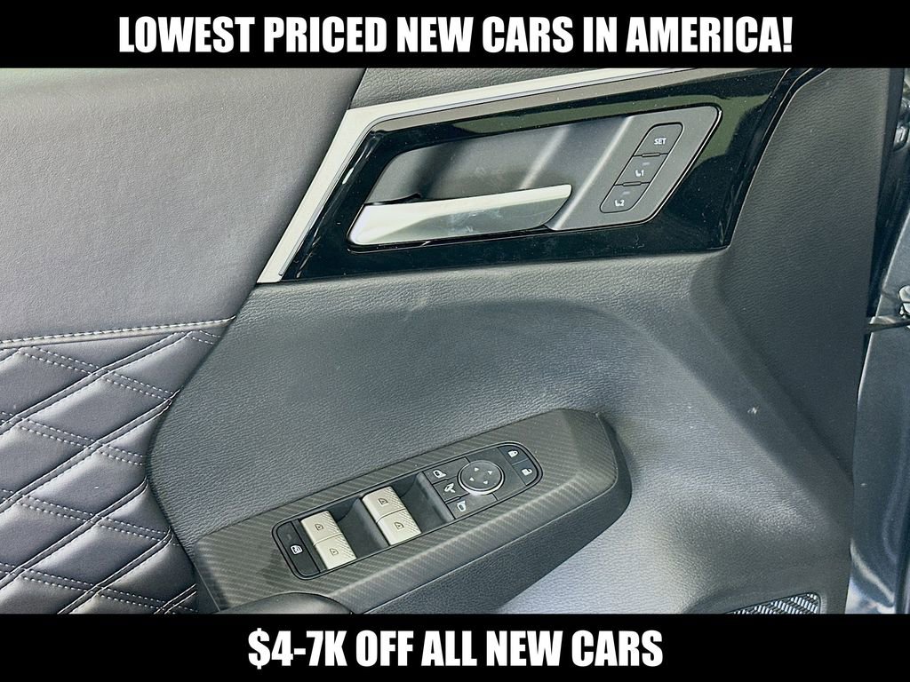 New 2024 Mitsubishi Outlander SEL image 22