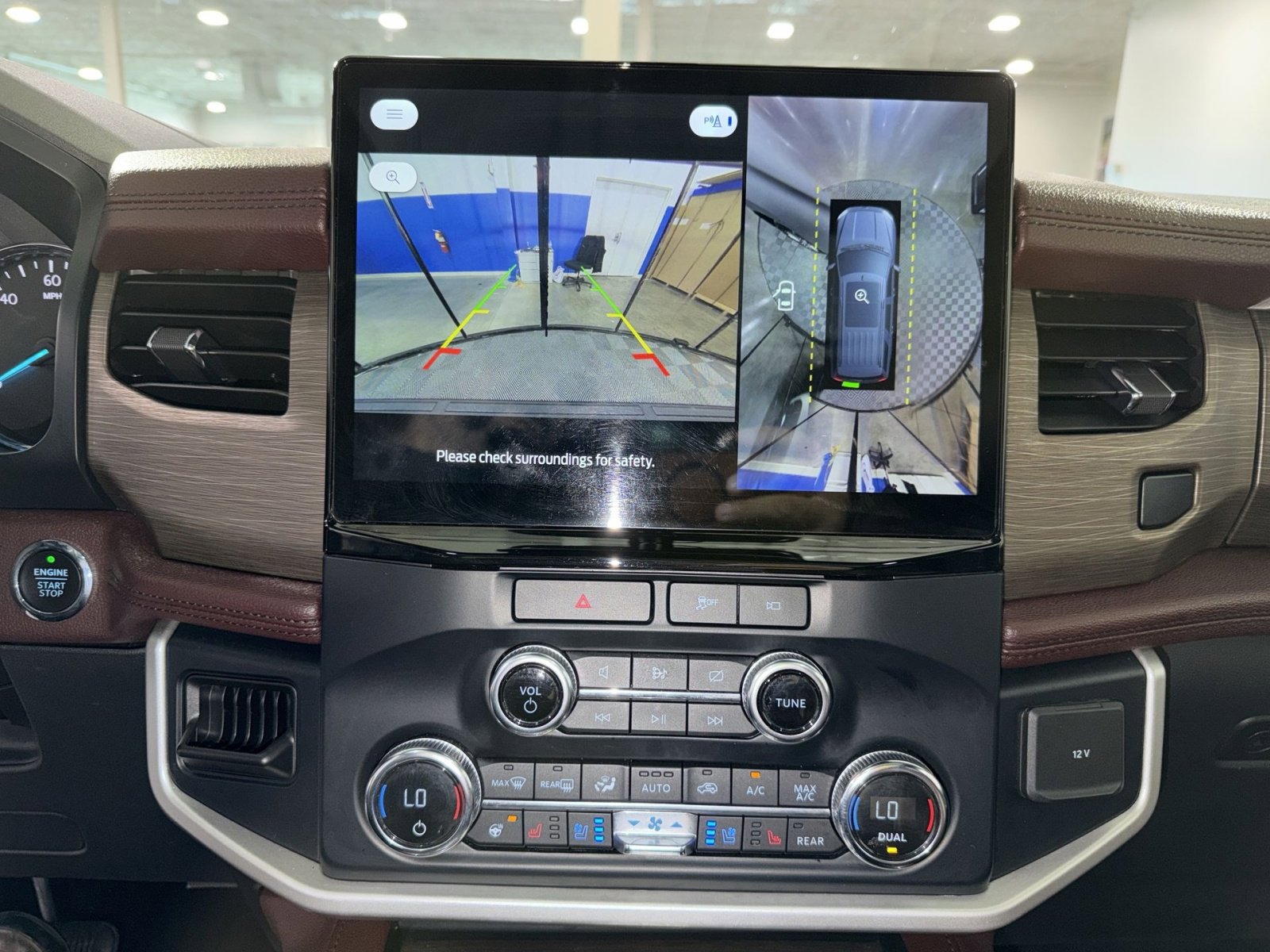 Used 2022 Ford Expedition Max Limited image 38