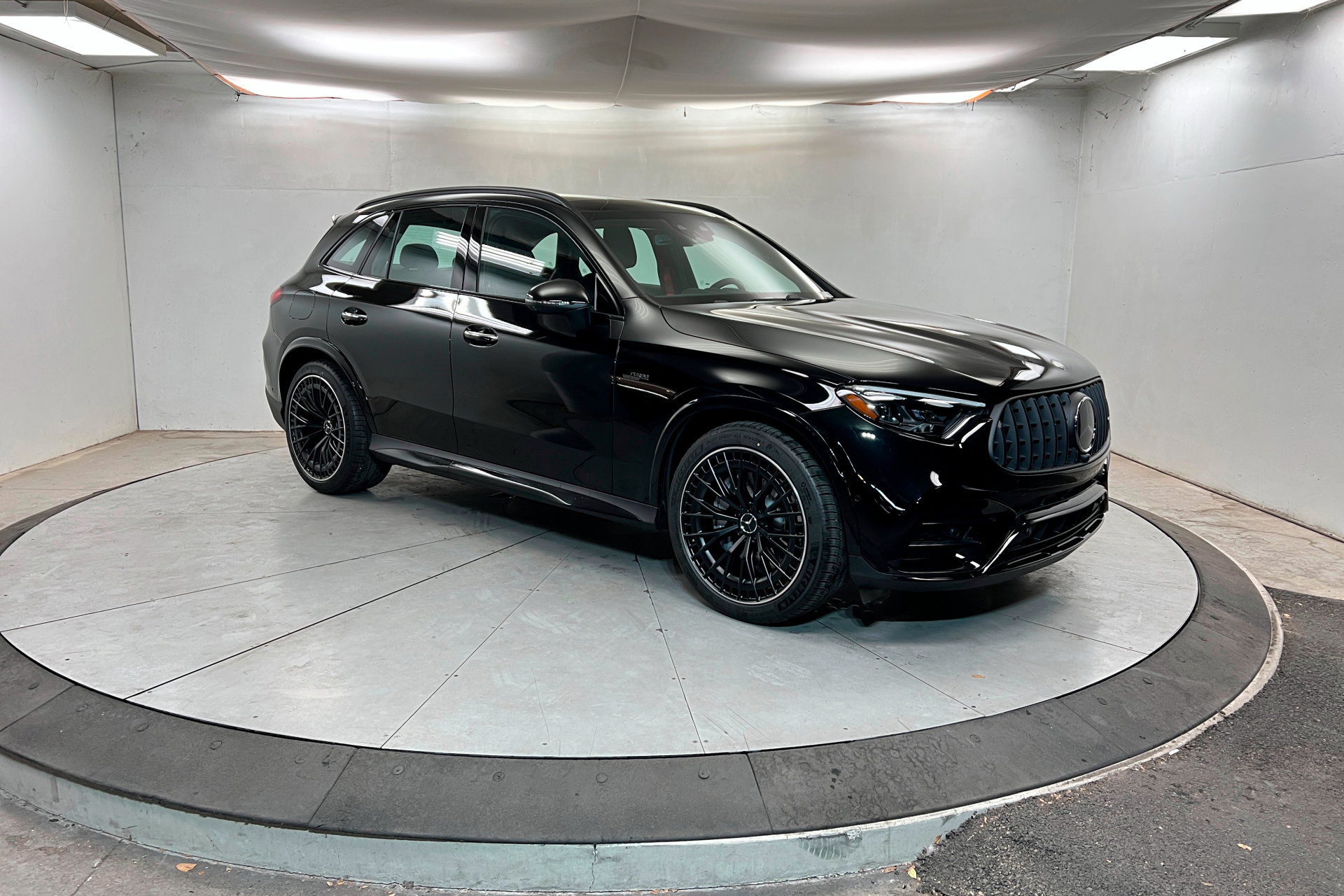 New 2026 Mercedes-Benz GLC 43 AMG 4MATIC image 7