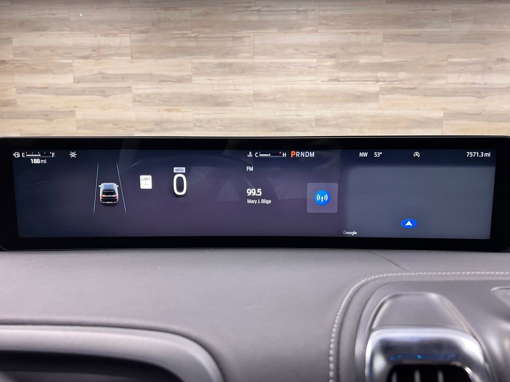 Used 2025 Ford Expedition Max Platinum image 13