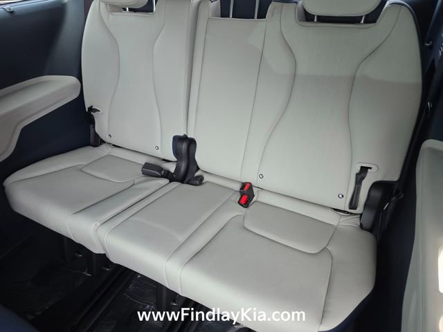 New 2026 Kia Carnival SX w/ SX Dark Edition Package FWD image 14