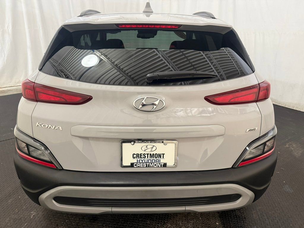 Certified 2023 Hyundai Kona SEL w/ Convenience Package image 9