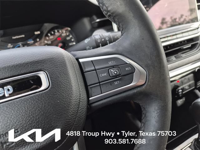 Used 2023 Jeep Compass Latitude AWD/4WD image 29