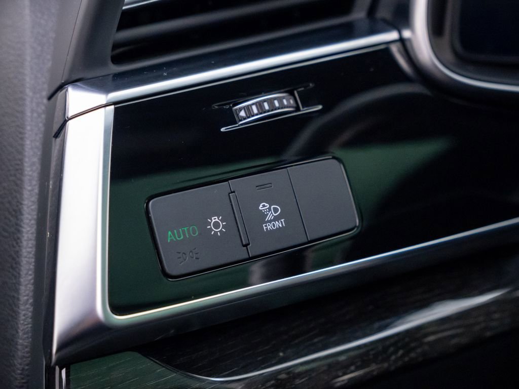Used 2025 Audi Q7 2.0T Premium Plus w/ Premium Plus Package AWD/4WD image 21