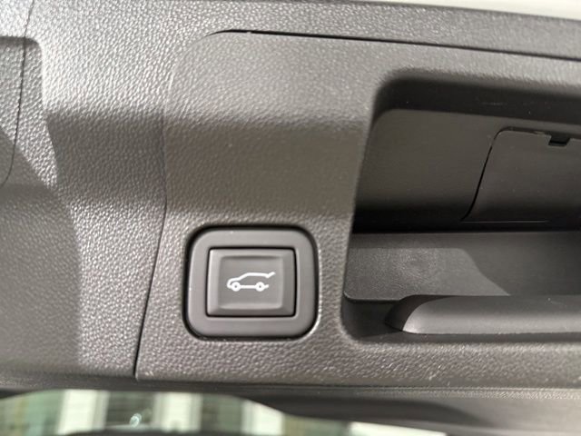 Used 2023 GMC Acadia SLT w/ Preferred Package AWD/4WD image 13