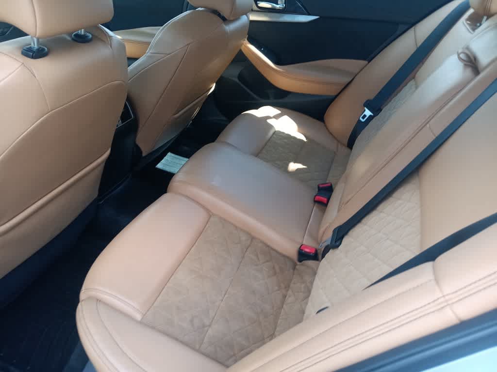 Used 2016 Nissan Maxima SR FWD image 19