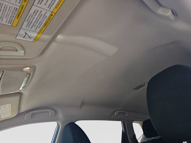 Used 2020 Nissan Rogue SV FWD image 25