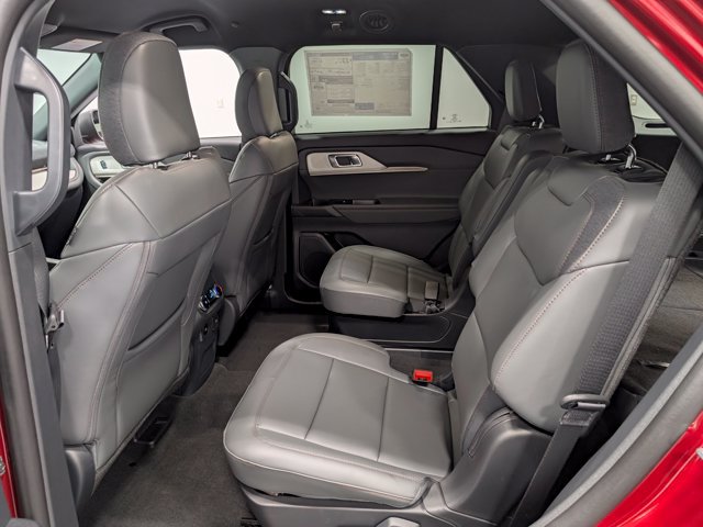 New 2027 Ford Explorer Active w/ Active Comfort Package RWD image 26