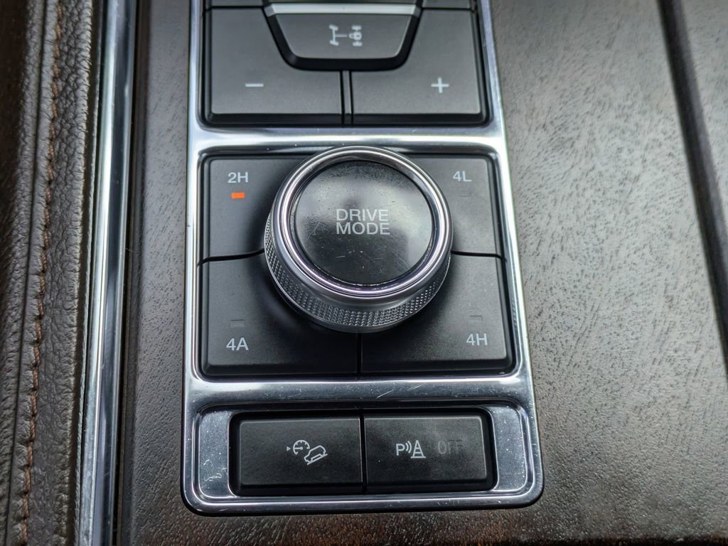 Used 2023 Ford Expedition King Ranch image 23