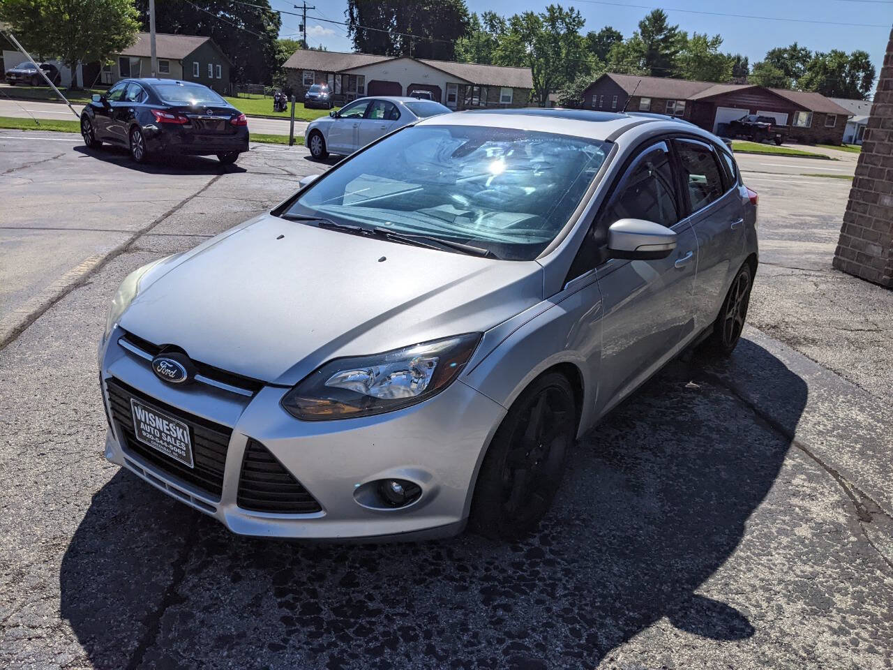 Used 2012 Ford Focus Titanium FWD image 7