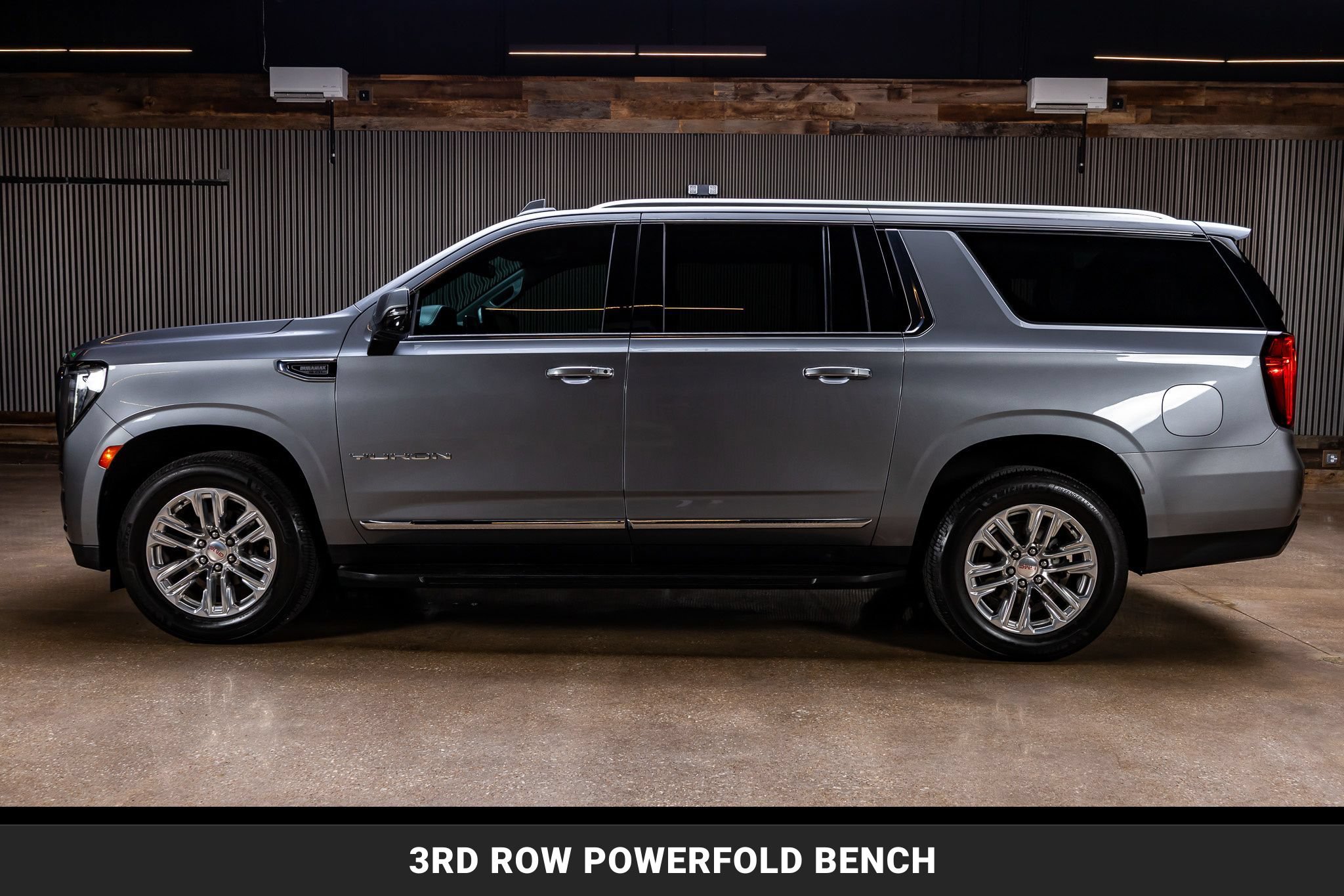 Used 2021 GMC Yukon XL SLT w/ SLT Luxury Package RWD image 5