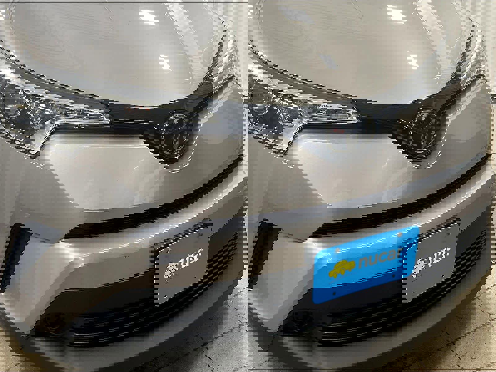 Used 2019 Toyota C-HR XLE image 29